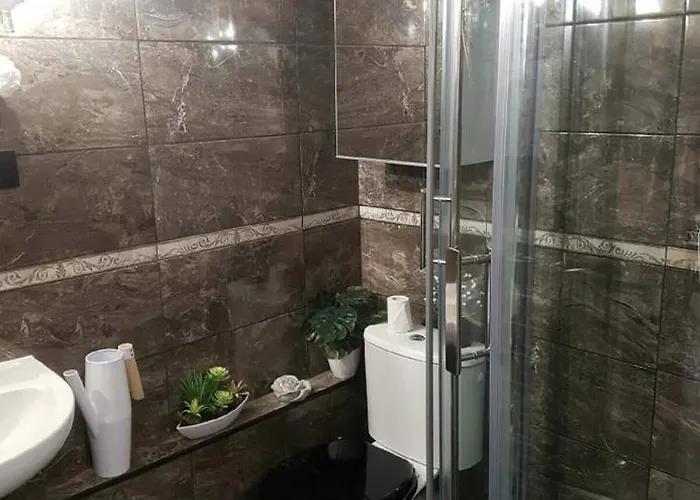 Baroque - Clim - Parking Appartement *